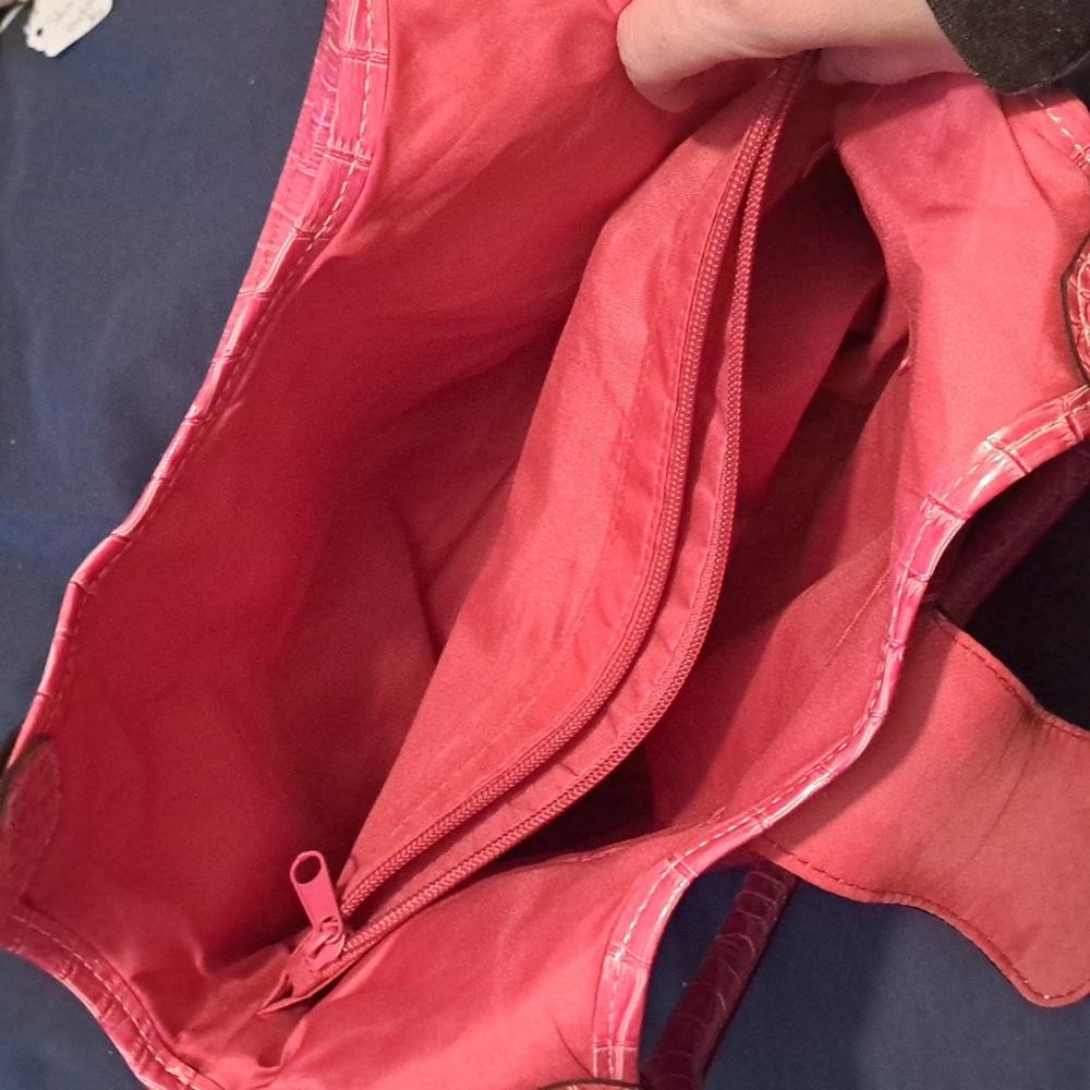 Pink Purse - Picture 9 of 9